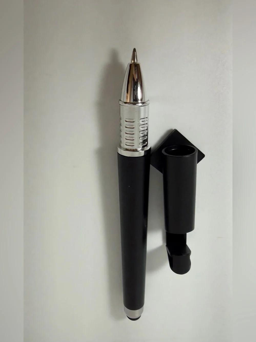 (1) Chickup Truck Gel Phone Pen Stand with Stylus - black ink - NWT 🖤🖊️🛻🐥🖤